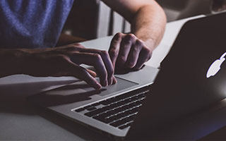 IG战队推行全天候健康监测计划，全天候网络竞技app下载新链接